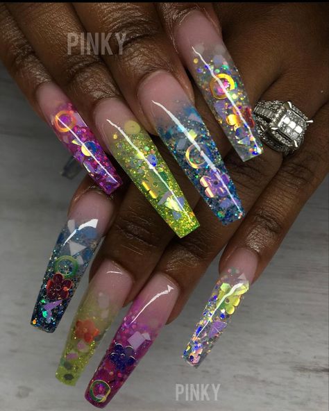 Encapsulated Glitter Nails, Goddess Nails, Rainbow Nails Design, Rainbow Nail, Encapsulated Nails, Nail Charm, Art Hacks, Nails Glitter, Rainbow Nails