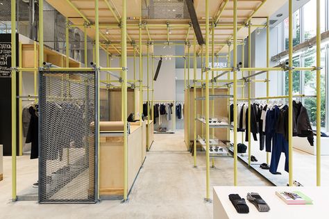 schemata architects installs plastic scaffolding in en route ginza - designboom | architecture Scaffolding Design, Retail Store Design, Retail Design Blog, Retail Interior, Store Interior, Shop Interiors, Scaffolding, Retail Space, Retail Display