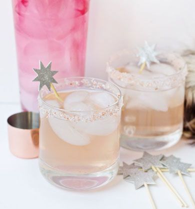 Recipe: Sparkling Champagne Lemonade Margaritas - Marla Meridith Margarita Ideas, Fresh Lemonade Recipe, Pink Lemonade Margarita, Lemonade Margarita, Good Lemonade Recipe, Champagne Margaritas, Homemade Lemonade Recipes, Margarita Ingredients, Best Lemonade