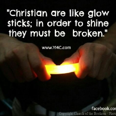 Christians are like glow sticks Glow Stick Bible Lesson, Worship Stations, Faith Lessons, Sunday School Object Lessons, God Centered, Christian Halloween, Bible Object Lessons, Children Church, Vbs Themes