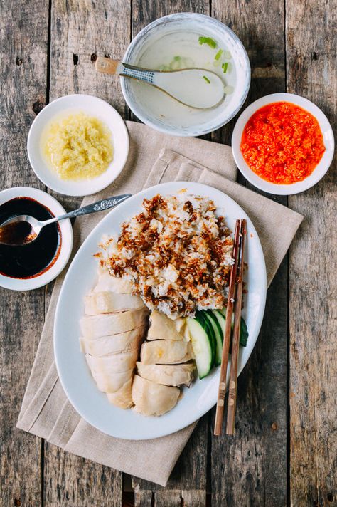 Hainan Chicken Rice, Hainan Chicken, Hainanese Chicken Rice, Chicken Rice Recipes, Woks Of Life, The Woks Of Life, Hainanese Chicken, Ayam Bakar, Poached Chicken