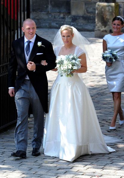 Zara Peerzada Wedding, Zara Phillips Wedding Dress, White Ruffled Zara Dress, Zara Wedding Dress, Zara Phillips Wedding, Lady Gabriella Windsor Wedding, Zara Tindall And Prince William, Sarah Phillips, Rent Wedding Dress