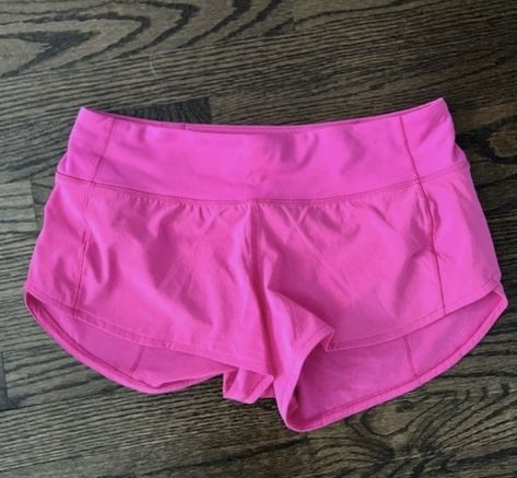 Lulu 2.5 Shorts, Lululemon Shorts For Sale, Sonic Pink Speed Up Shorts, Lululemon Speed Up Shorts 2.5, Speed Ups Lululemon, Lululemon Shorts Outfit, Lululemon Fits, Pink Lululemon Shorts, Preppy Lululemon