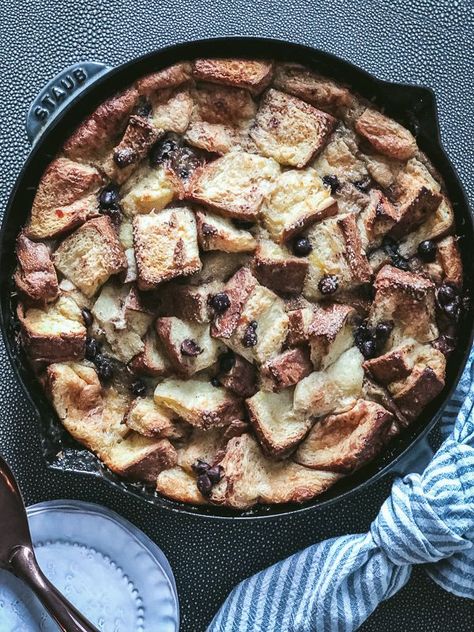 In my humble opinion, bread pudding is a very underrated dessert. We are huge fans in my house + this Bourbon + Chocolate Bread Pudding by @southerncastiron was a H U G E hit last night. I made a few slight adjustments to the original recipe to make it a little less sweet + it was still more... Bourbon Bread, Bourbon Bread Pudding, Bourbon Chocolate, Community Kitchen, Bread Pudding Easy, Bourbon Recipes, Cultured Butter, Chocolate Bread Pudding, Chocolate Bourbon