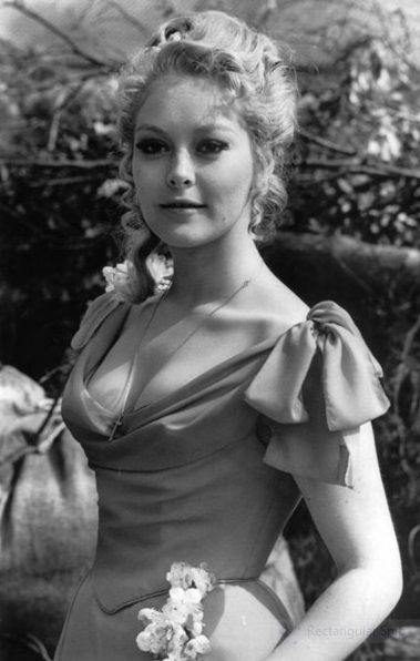 Jenny Hanley, The Scars of Dracula. Jenny Hanley, Hammer Horror Films, Hammer Films, Classic Horror Movies, Best Horrors, English Actresses, Vintage Horror, British Actresses, Classic Horror