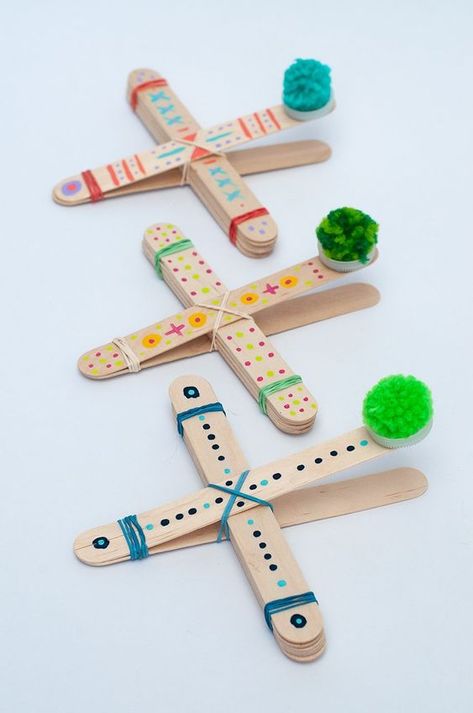 Catapult Craft, Catapult For Kids, Diy Catapult, Popsicle Stick Catapult, Clean Crafts, Camp Activities, Diy Popsicle, Stem Crafts, Stick Crafts