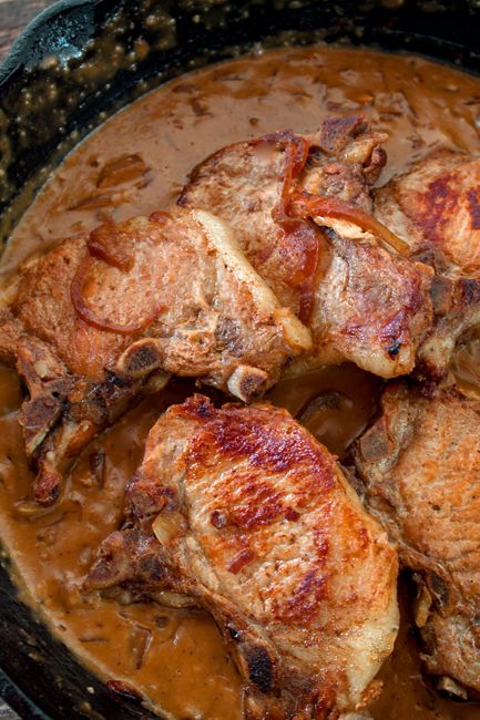 Cream Onions, Sour Cream Gravy, Pork Chops And Rice, Pork Chop Recipes Crockpot, Cream Gravy, Pork Chop Recipes Baked, Pork Dinner, Baked Pork Chops, Baked Pork