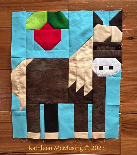 Fab Farm Sew Along - Horse Block 2 - Kathleen McMusing Horse Paper Piecing Pattern, Horse Block Pattern, Horse Quilt Patterns Free, Horse Quilt Block Pattern Free, Elizabeth Hartman Quilts Free Pattern, Farm Animal Quilt Blocks Free Pattern, Horse Quilt Patterns, Farm Animal Quilt Patterns, Farm Animal Quilt Patterns Free