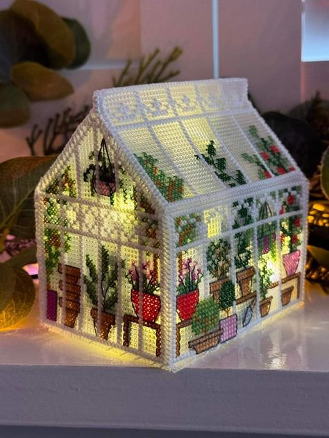 Plastic Canvas Greenhouse, Plastic Canvas Houses Free Patterns, Plastic Cross Stitch Projects, Plastic Canvas Cross Stitch Patterns, Cross Stitch Plastic Canvas Ideas, Cross Stitch Display Ideas, Cross Stitch On Plastic Canvas, Cross Stitch Display, Plastic Cross Stitch