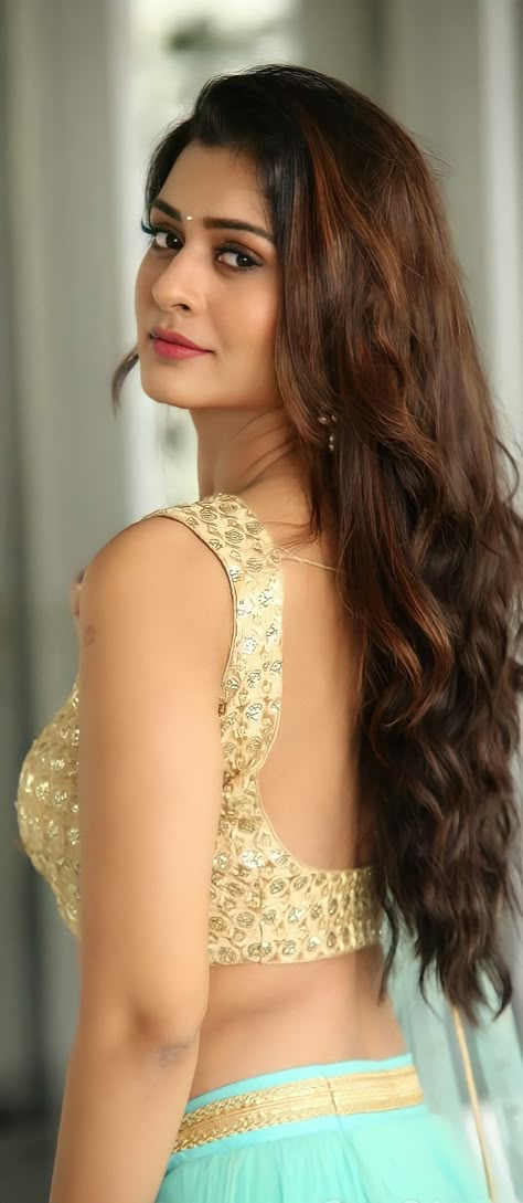 Simple Girl Outfits, Payal Rajput, Glamour Beauty, Indian Woman, Beautiful Smile Women, Actress Photos, Bollywood Actress, Lehenga, Long Hair