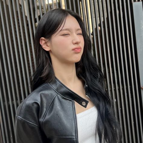 gidle miyeon icon Miyeon Icon, Gidle Miyeon, Yoga Outfits, Yoga, Makeup, Instagram, Nature, Make Up