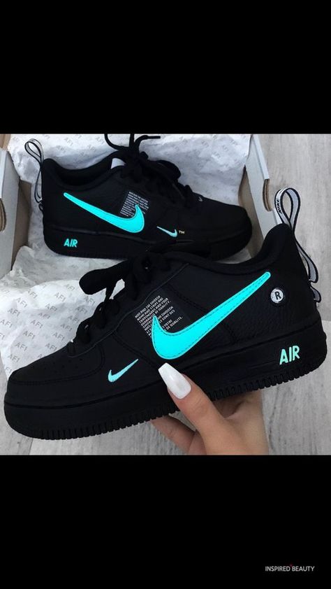 Kasut Nike, Nike Shoes Air Force, Jordan Shoes Girls, Custom Nike Shoes, All Nike Shoes, Nike Air Shoes, Cute Nike Shoes, Cute Sneakers, Fresh Shoes