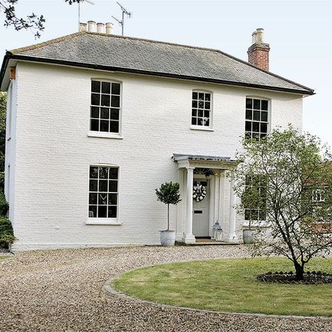 This five-bedroom Georgian farmhouse in Essex has a calm, French-inspired interior. House Exterior Farmhouse, Georgian Farmhouse, Georgian Country House, Exterior Farmhouse, Ideal Home Magazine, Driveway Ideas, Georgian Interiors, Georgian House, Calming Bedroom