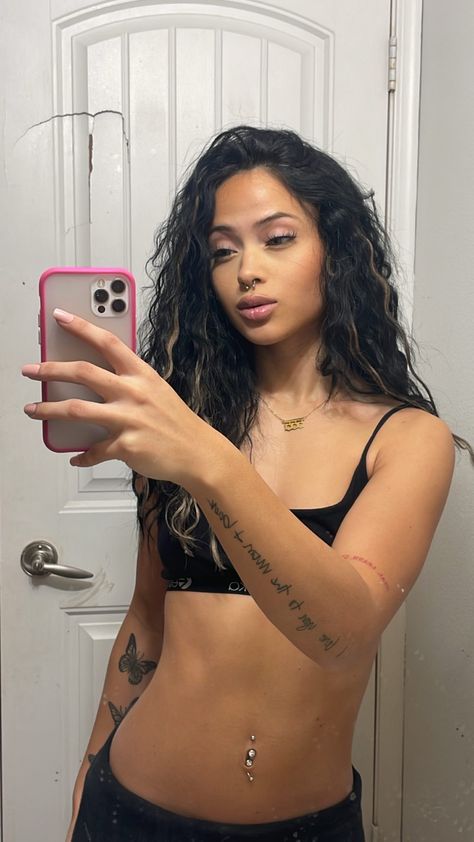 Melina Cohens, Biracial Couples, Brat Doll, Aesthetic Streetwear, Cute Tattoos For Women, Body Inspiration, High Life, Cute Friends, Flawless Skin