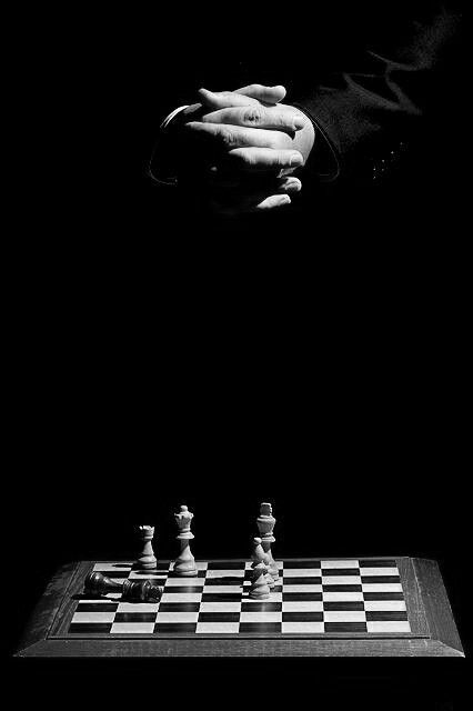 Chess Master, Chess Club, Black And White Picture Wall, Surrealism Photography, At The Table, Black And White Pictures, For A Reason, Dark Wallpaper, Black Wallpaper