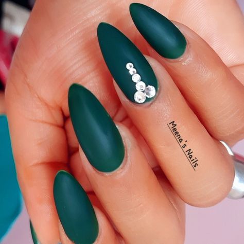 Green nails with stone design Green Nails With Stones, Nails With Stones, Stone Design, Green Nails, Pretty Nails, Green Color, Green Colors, Places To Visit, Nails