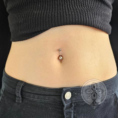 Navel piercing for this chickens 13th. She was ~very~ enthusiastic for this one ! Naval Piercing, Bellybutton Piercings, Belly Piercing Jewelry, Navel Piercing, Belly Piercing, Piercing Jewelry, Piercings, Quick Saves