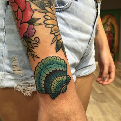 Shell Tattoo, My Ocd, Seashell Tattoos, Shell Tattoos, Ocean Tattoos, Theme Tattoo, Nautical Tattoo, Time Tattoos, Skin Art