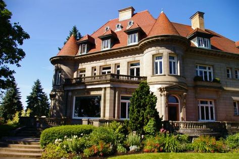 Pittock Mansion, Downtown Portland, Pedestrian Bridge, Oregon Travel, Trail Maps, Forest Park, Picnic Area, Portland Oregon, My Dream Home