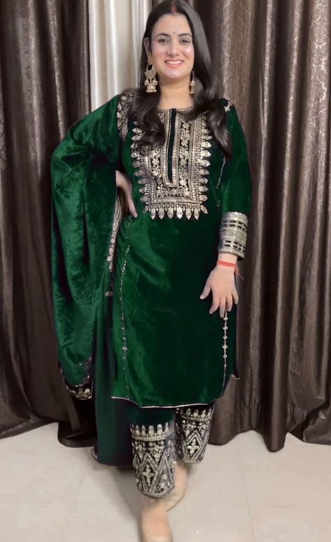 Women Suit For Wedding, Velvet Winter Dress, Winter Dress For Women, Velvet Kurta, Suit For Wedding, Embroidered Salwar, Unique Gold Jewelry Designs, Salwar Dress, Kurta Palazzo