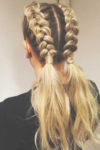 French Braid Ponytail, Braided Ponytail Hairstyles, Two Braids, Cool Braids, Peinados Fáciles Para Cabello Corto, Trendy Hair Color, Hair Color Highlights, Braided Ponytail, Braids For Long Hair