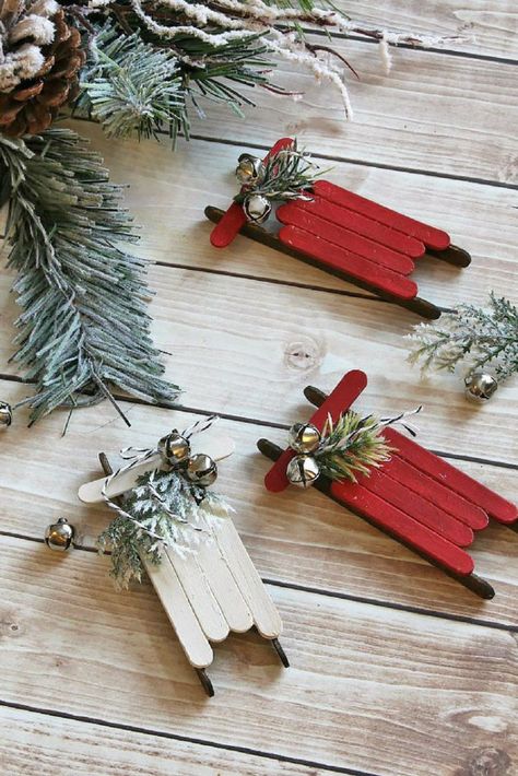 Christmas Tree Decorations Diy, Fun Christmas Crafts, Navidad Diy, Easy Christmas Crafts, Handmade Christmas Decorations, Diy Holiday Decor, Easy Christmas Diy, Christmas Ornaments Homemade, Christmas Decorations Rustic