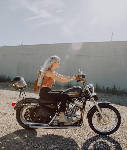 A few weeks ago, we got together with the coolest babes for our RADDEST photoshoot yet.It was filled with all the best things: fast cars, bikes, bags, and AMERICA! . . . . . All photography by the talented Jessica Janae, videography by the lovely Haley Bateman.Bikes + beauty provided by @skyelarcade, @brookesouth, and @jessicahaggett. The whole crew. We were so stoked to work with these biker babes! No lie, each of them own their own motorcycles and rode them down to ... Girl Biker, Biker Women, Old School Vans, Biker Babe, No Lie, Cars Bikes, Custom Cafe Racer, Bicycle Maintenance, Harley Bikes