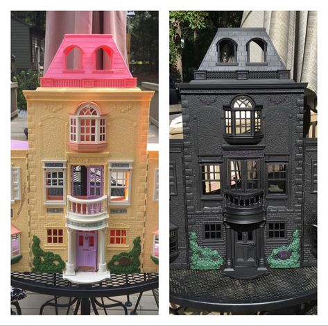 Fisher Price Haunted Dollhouse, Dollhouse Haunted House, Goth Dollhouse, Dollhouse Makeover, Halloween Dollhouse, Haunted House Diy, Dollhouse Halloween, Winter Diy Crafts, Haunted Doll