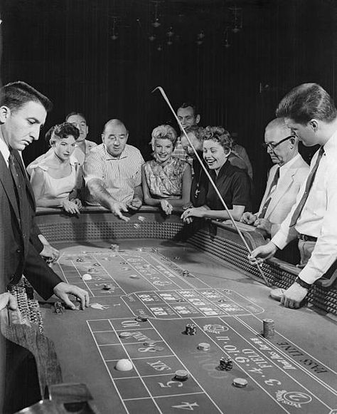 7,356 Vintage Gambling Stock Photos, High-Res Pictures, and Images - Getty Images Vintage Gambling, Gambling Table, Party Photo Booth Backdrop, Casino Royale Dress, Casino Party Foods, School Sucks, Poker Party, Casino Decorations, Casino Night Party