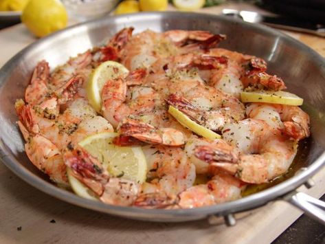 Roasted Shrimp Recipes, Roasted Shrimp, Ina Garten Recipes, Diner Recept, Salad Recipes For Dinner, Shrimp Recipe, Garlic Shrimp, Weeknight Dinner Recipe, Garlic Herb