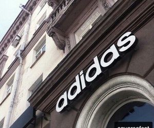 adidas Adidas Aesthetic, Aesthetic Nostalgia, 2010s Aesthetic, Tumblr Pics, Fashion Grunge, Collage Wall, Secret Places, Brand Building, Good Vibe Songs