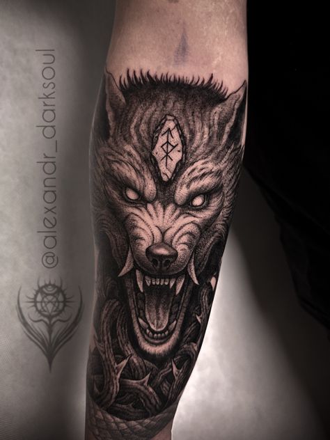 Fenrir /tatoo Forearm Tattoos Men, Fenrir Tattoo, Tattoo Perna, Tattoos Men, Forearm Tattoo Men, Forearm Tattoos, I Tattoo, Tattoos For Guys, Photo And Video