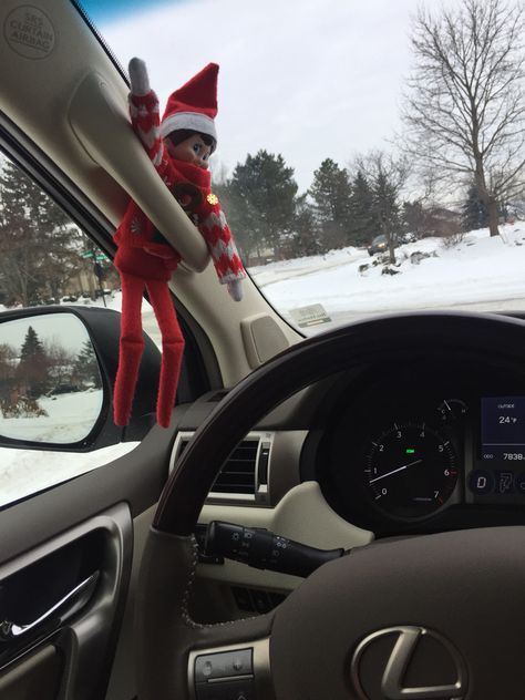 Elf On The Shelf Rides To School, Elf On The Shelf In The Car, The Last Day Of School, Awesome Elf On The Shelf Ideas, Elf Fun, Elf Ideas, Christmas Break, Last Day Of School, The Last Day