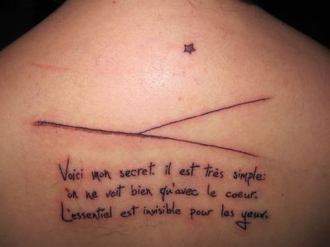 Le petit prince, "L'essenciel est invisible pour les yeaux" Le Petit Prince Tattoo, Esoteric Quotes, Father Son Tattoo, Prince Tattoo, Little Prince Tattoo, Prince Tattoos, Literary Tattoos, Small Tats, Tattoo For Son