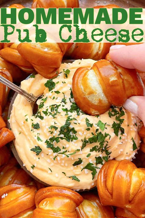 Pub Cheese Recipe, Beer Cheese Recipe, Pub Cheese, Cheese Spread Recipes, Beer Cheese Dip, Popular Appetizers, Cheese Dip Recipes, Beer Making, Dip Recipes Easy