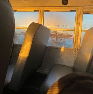 Highschool School Bus Nostalgia, Riding Bus Aesthetic, School Bus Astethic, Early 2000s High School Aesthetic, Early 2000s High School, 2000s High School Aesthetic, School Bus Aesthetic, Pfp School, Bus Aesthetics