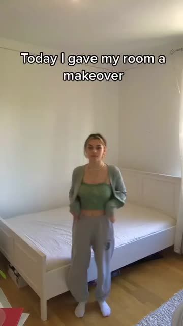 deryatavas | Spotlight on Snapchat Low Budget Room Decor, Bedroom Low Budget, Budget Room Makeover, Budget Room Decor, Sustainable Living Room, Bedroom Makeover Diy, Organization Ideas For The Home, Small Room Makeover, Bedroom Ideas For Small Rooms Cozy