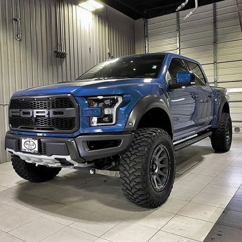 Blue Ford Truck, Ford Raptor Truck, Raptor Truck, Truck Wallpaper, Trucks Lifted, Custom Lifted Trucks, Future Trucks, Lifted Truck, Lifted Chevy