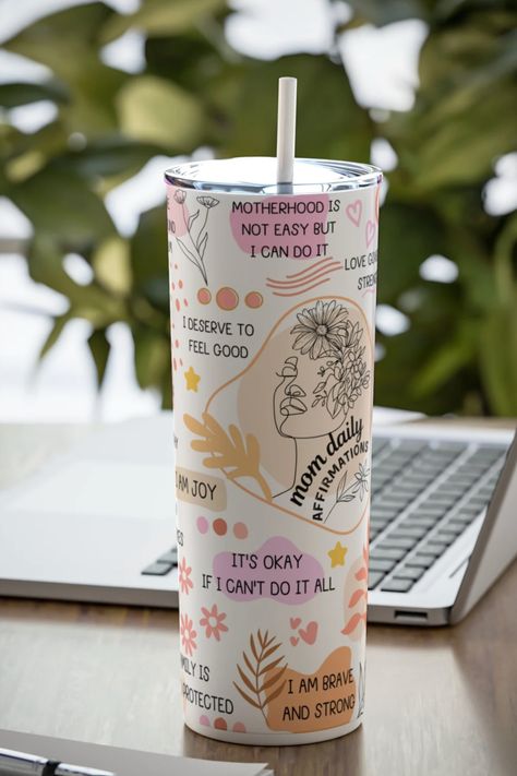 mom affirmation tumbler perfect for mother's day gift or for a birthday🥰 Mothers Day Cricut Ideas, Affirmation Tumbler, Idea Craft, New Mom Gift Basket, Cups Ideas, I Can Do It, Cup Design, Gifts For New Moms, Cricut Ideas