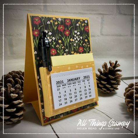 Stampin Up Mini Calendar Ideas, Stampin Up Calendar Ideas, Cute Desk Calendar, Standing Calendar, Note Organizer, Christmas Favors Diy, Card Calendar, Diy Desk Calendar, Calendar Holder