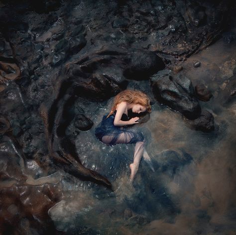 "You are My Shelter, You are My Soul" - Photographer & Model: Sina Domke - Sturmideenkind Photography Fairytale Photography, Fantasy Photography, Foto Art, Arte Horror, Foto Inspiration, Dark Beauty, 인물 사진, Fotografi Potret, Female Portrait