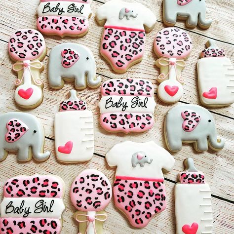 Leopard Print Baby Shower Ideas, Leopard Baby Showers, Baby Bottle Cookies, Sooners Football, Leopard Baby, Butterfly Baby Shower Invitations, Decorative Cookies, Cake Pop Decorating