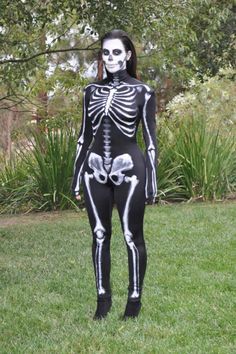 1000+ ideas about Skeleton Costume Women on Pinterest | Skeleton ... Zombie Costume Women, Halloween Decorations Indoor Scary, Skeleton Costume Women, Kim Kardashian Photoshoot, Adult Halloween Party Decorations, Den Mrtvých, Kim Kardashian Dresses, Skeleton Halloween Costume, Duo Halloween Costumes