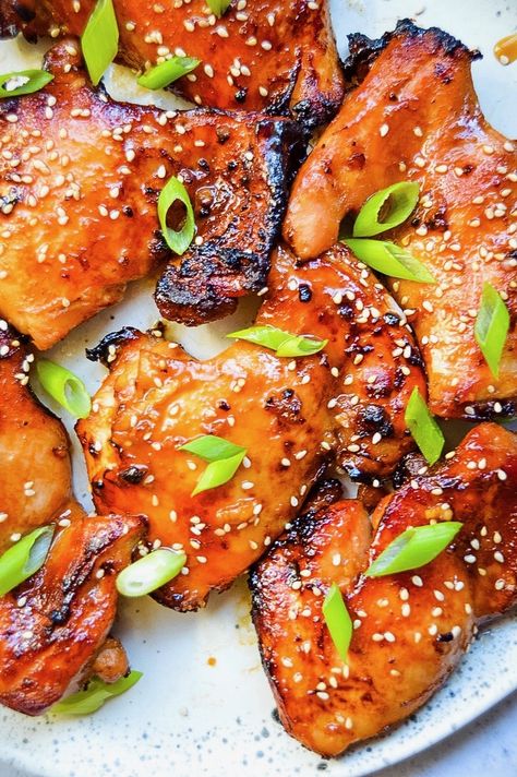 Asian Style Chicken Thighs, Hula Chicken, Chicken Thighs In Oven, Asian Chicken Thighs, Glazed Chicken Thighs, Braised Chicken Breast, Chicken Breast Crockpot Recipes, Crockpot Chicken Breast, Boneless Chicken Thigh Recipes