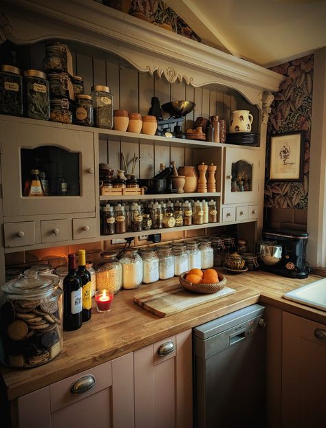 Witchy Kitchen, Boys Bedroom Makeover, Welsh Dresser, Messy Kitchen, Shaker Kitchen Cabinets, Freestanding Kitchen, Cosy Room, Sleek Kitchen, Dark Kitchen