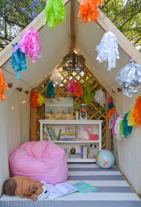 Kids Tent. Outdoor She Shed or Playhouse. Creative Kids Reading Corner Ideas for the Home. #readingcorner #readingnook #homedecor #homedesign #homeschool #homeschooling #homeorganization #reading #readingpods #shesheds #playhouses #playhouseideas #playtent #tent Reading Shed, Outdoor Forts, Reading Corner Kids, Outdoor Reading Nooks, Outdoor Reading, Backyard Hangout, Reading Nook Kids, Kids Forts, Diy Playhouse