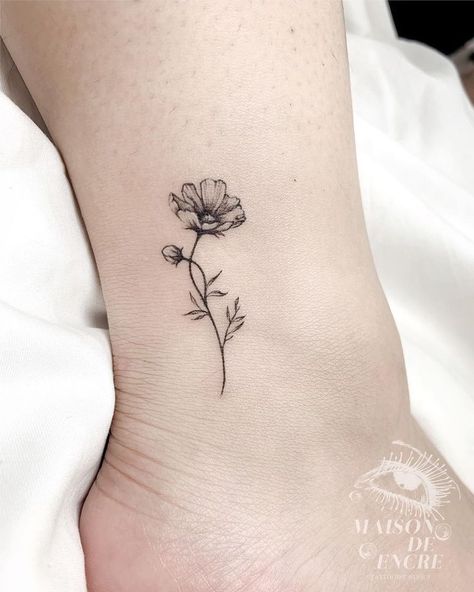 Poppy Flower Tattoo Small, Small Flower Tattoos For Women, Cosmo Flower, Black Flowers Tattoo, Cosmos Tattoo, Poppy Flower Tattoo, Tattoo For Boyfriend, Flores Tattoo, Watercolor Tattoo Flower