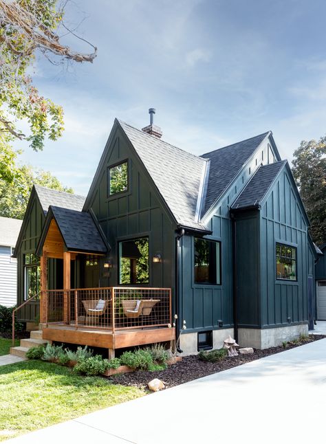 Black Blue House Exterior, Dark Blue Green Exterior House Colors, Teal Farmhouse Exterior, Modern Blue House Exterior, Blue Cabin Exterior, Teal Home Exterior, Small House Exterior Colors Schemes, Dark Teal Siding, Dark Teal Exterior House Colors