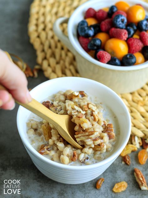 Barley Porridge Breakfast, Breakfast Barley, Barley Breakfast, Barley Porridge, Breakfast Cereal Recipes, Healthy Delicious Breakfast, Hot Breakfast Cereal, Homemade Soy Milk, Healthy Breakfast Idea