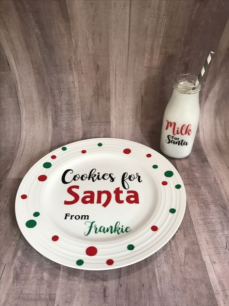 Cookies for Santa plate with Milk for Santa bottle Christmas Cookie Plate, Diy Vinyl Projects, Milk For Santa, Christmas Craft Show, Cookies For Santa Plate, Cricut Christmas Ideas, Christmas Eve Box Fillers, Cookie Plate, Christmas Cups